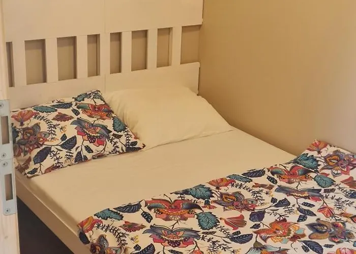 Nad Jeziorem * Podamirowo