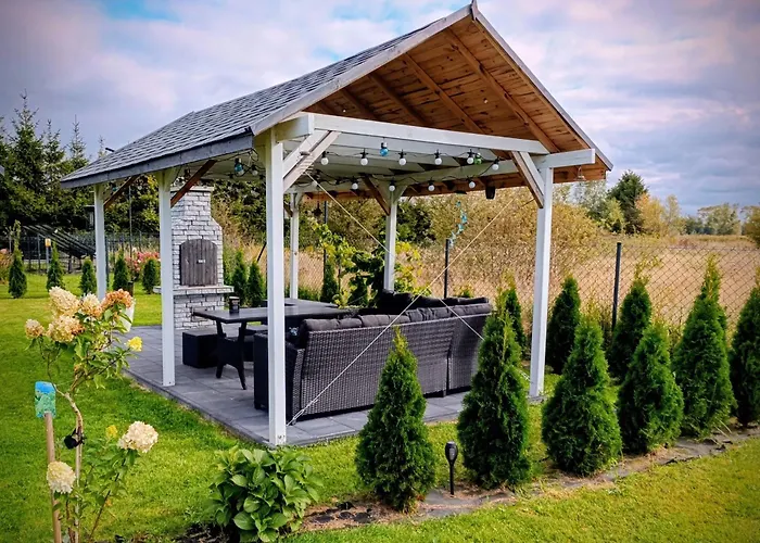 Nad Jeziorem Chalet Podamirowo